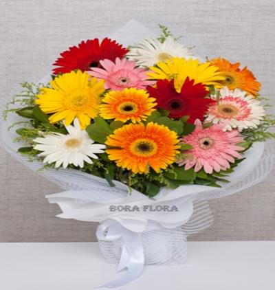 butik buket 40 Çiçeği & Ürünü Renkli Gerbera Buketi 2 