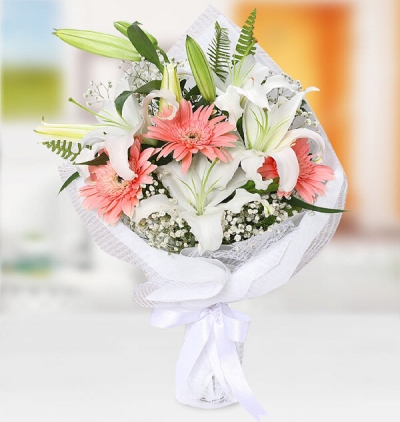 gondol kız bebek çiçeği Çiçeği & Ürünü Pembe Gerbera-Lilyum Buketi 