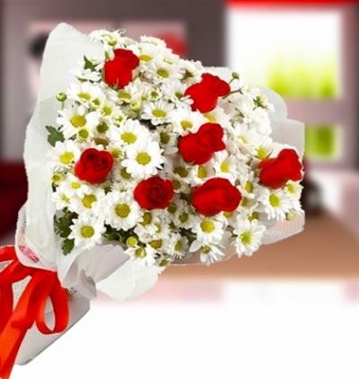 beyaz güller ve lilyumlar el buketi  Çiçeği & Ürünü Gül Papatya Buketi 2 