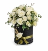  Marmaris Çiçek Siparişi Siyah Kutuda 31 Beyaz gül