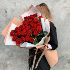  Marmaris Çiçek Siparişi Luxury Serisi Kırmızı Gül Buketi